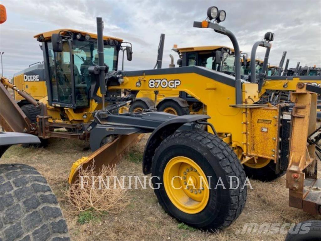 John Deere 870GP Gréderek