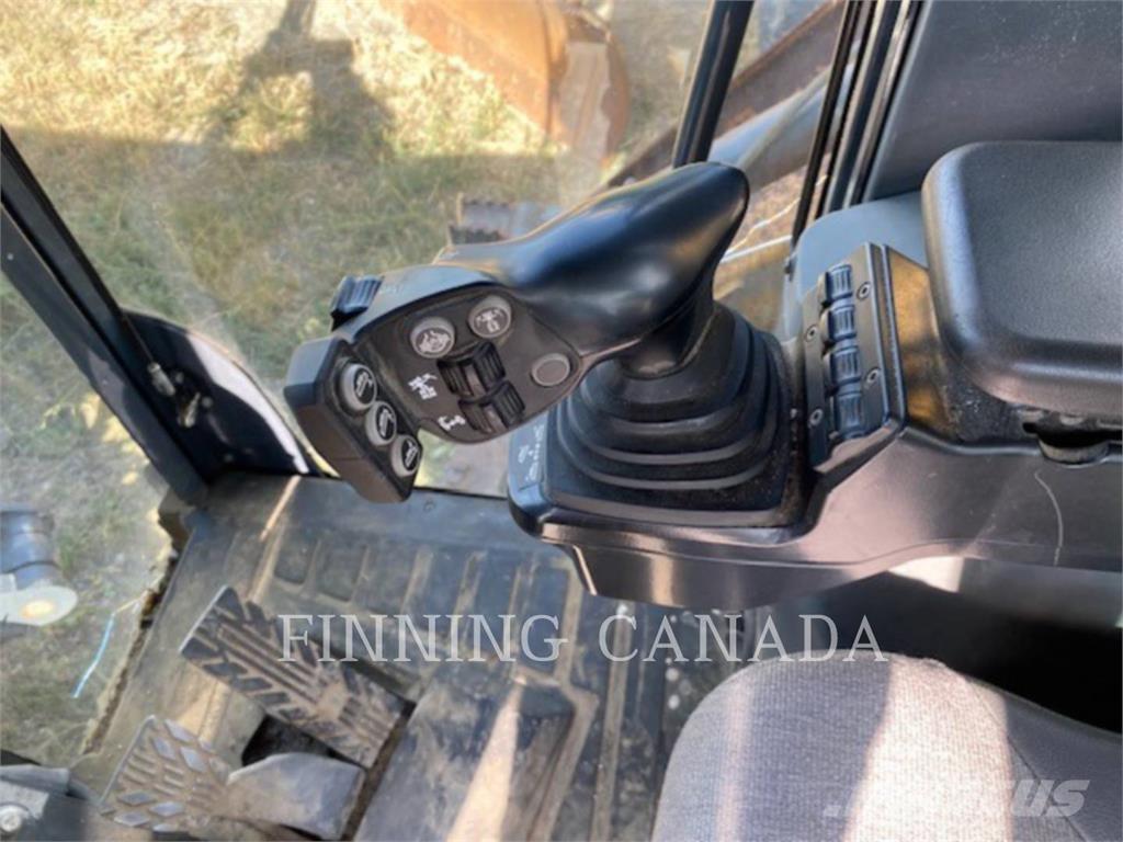 John Deere 870GP Gréderek