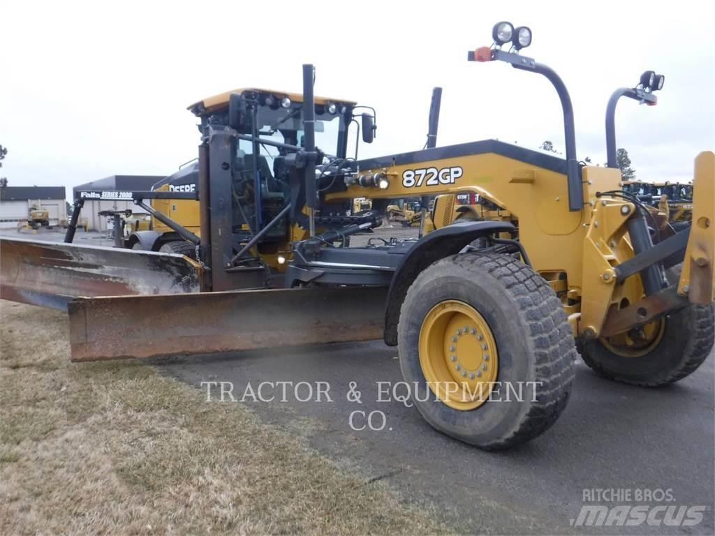 John Deere 872GP Gréderek