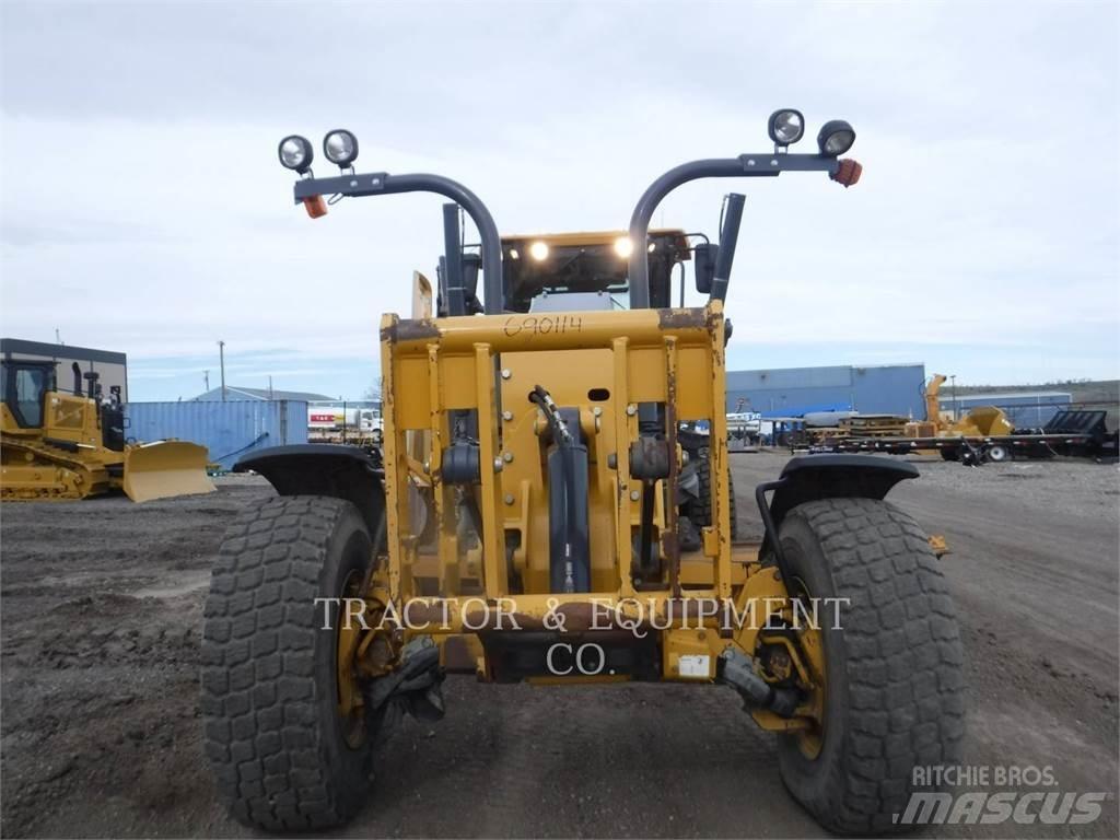 John Deere 872GP Gréderek