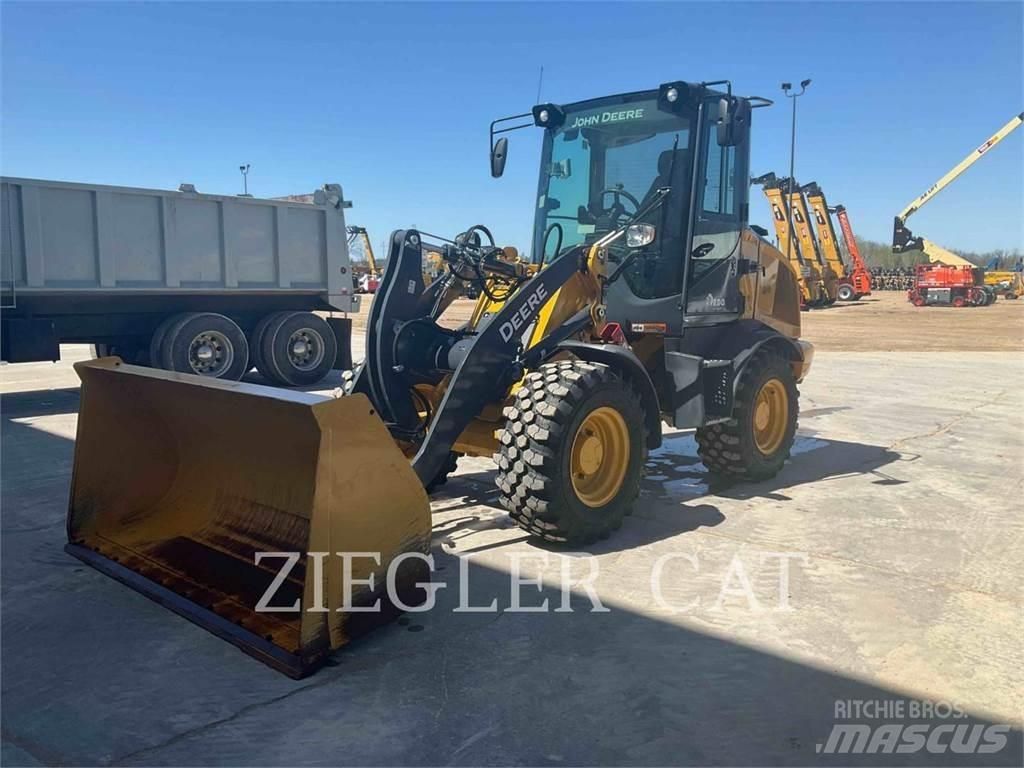 John Deere & CO. 244L Gumikerekes homlokrakodók