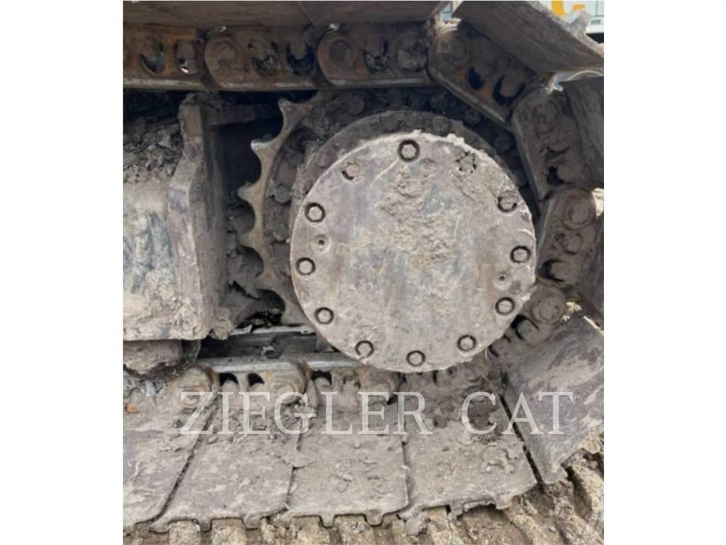 John Deere & CO. 250GLC Lánctalpas kotrók