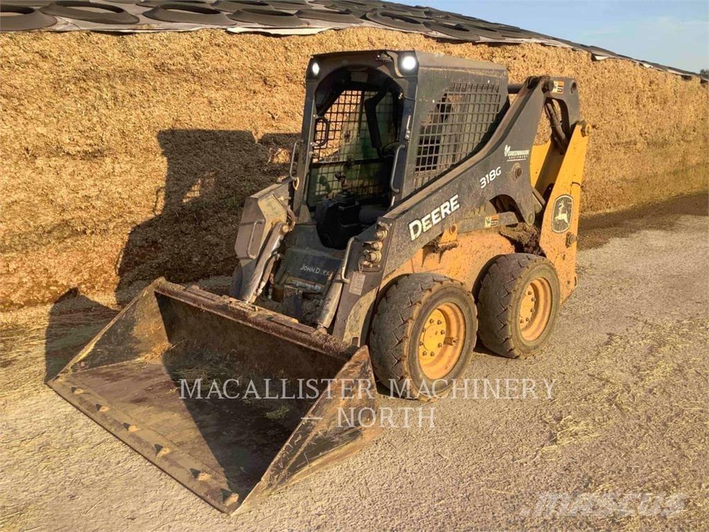 John Deere & CO. 318G Kompaktrakodók