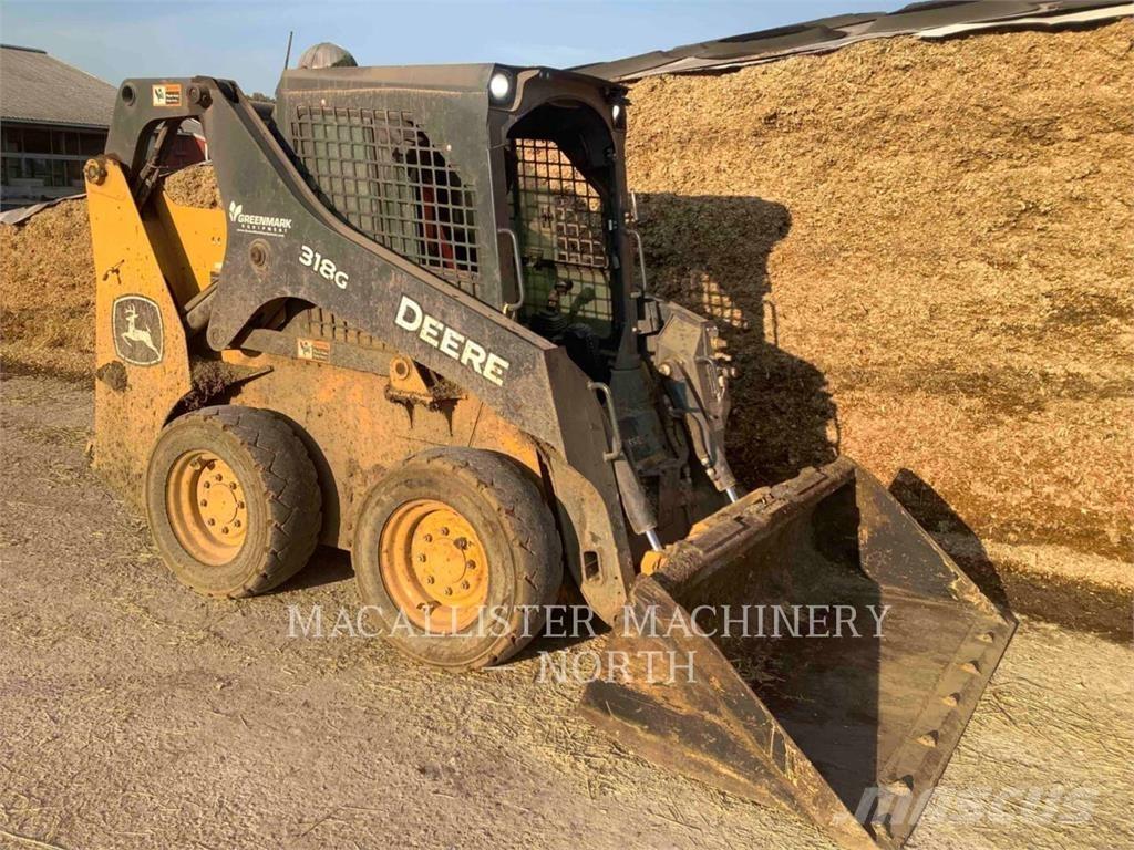 John Deere & CO. 318G Kompaktrakodók