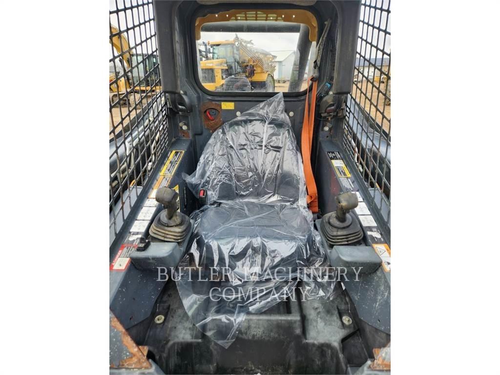 John Deere & CO. 323E Lánctalpas homlokrakodók