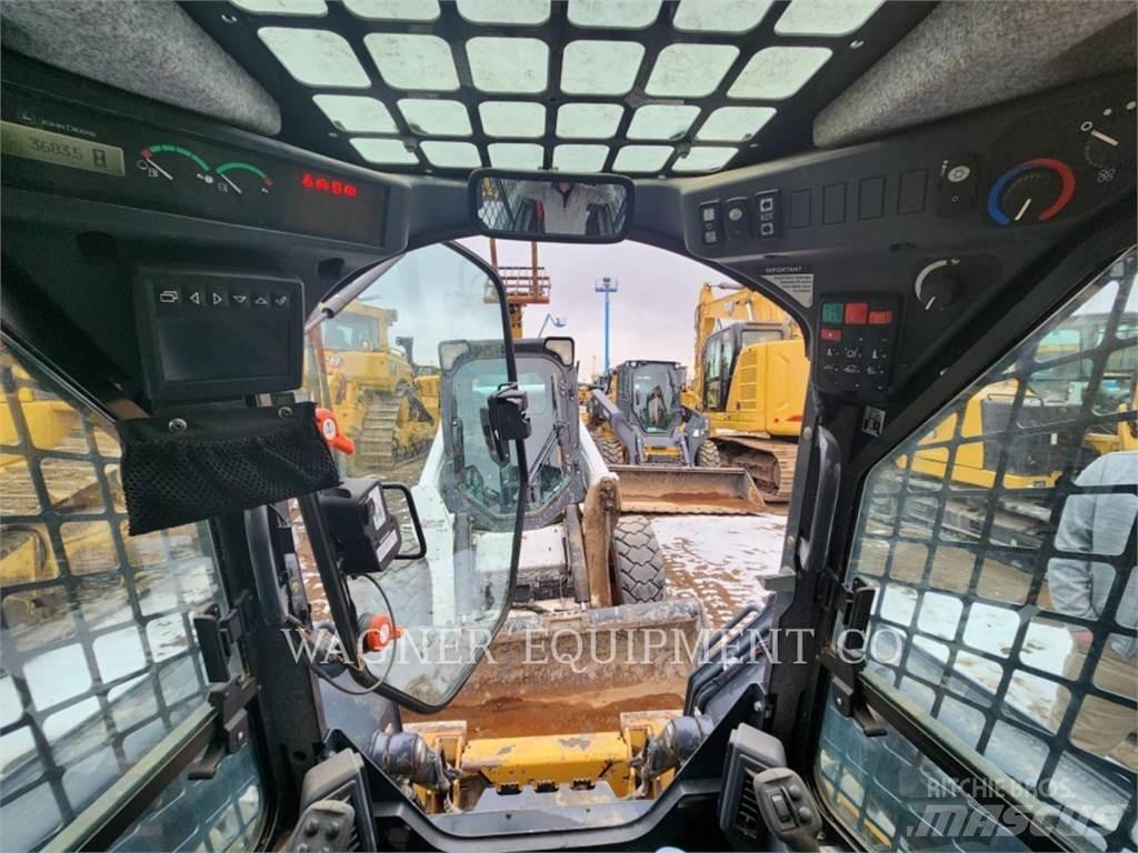 John Deere & CO. 324G Kompaktrakodók
