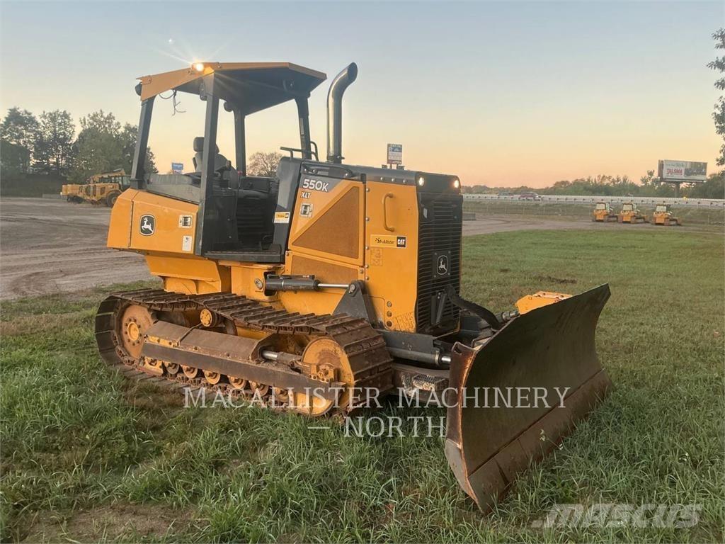 John Deere & CO. 550K XLT lánctalpas dózerek