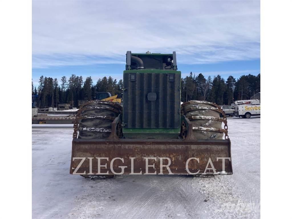 John Deere & CO. 748L Erdészeti traktorok