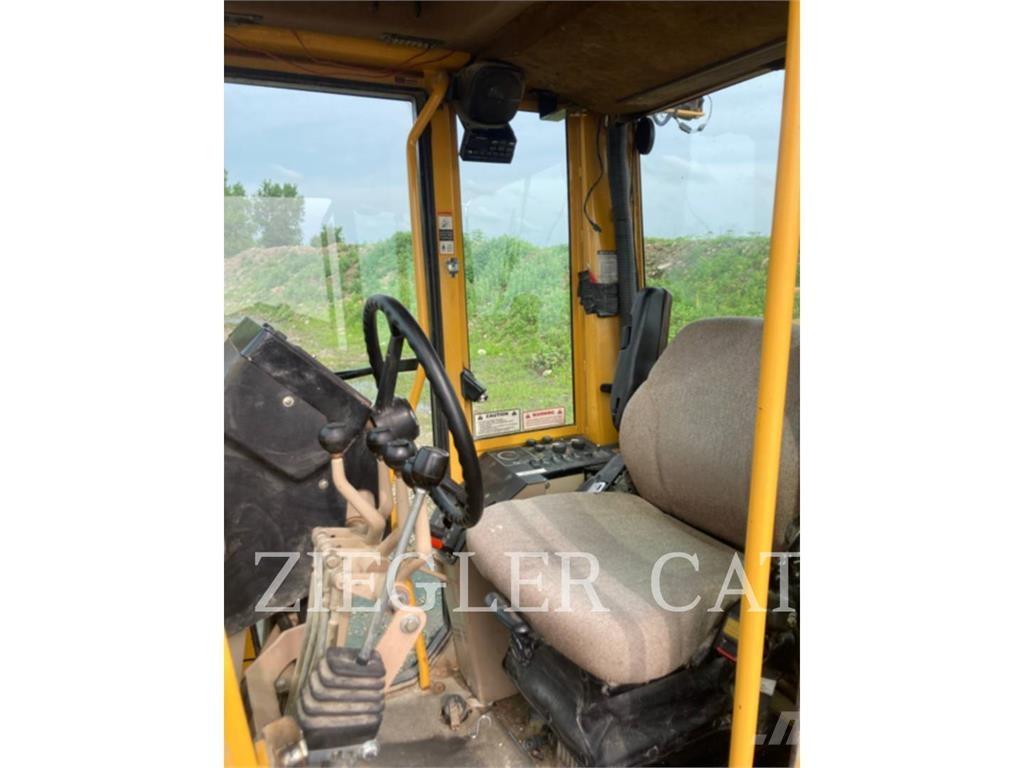 John Deere & CO. 770CH Gréderek