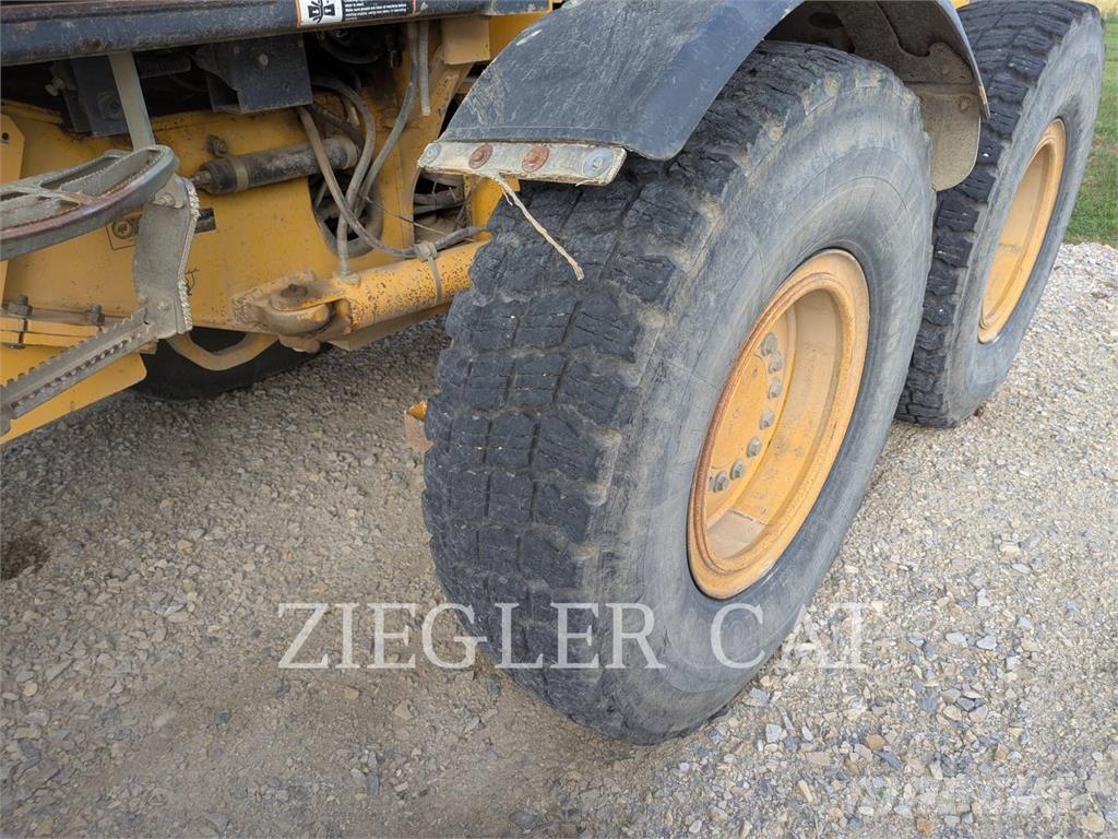 John Deere & CO. 772CH Gréderek