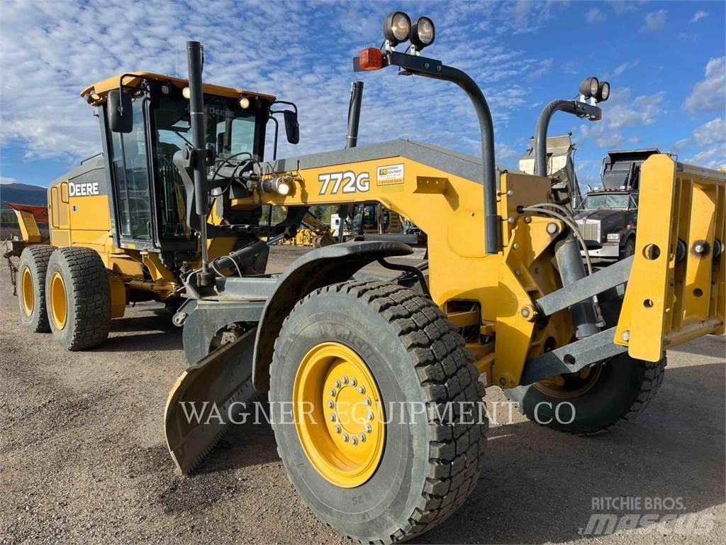 John Deere & CO. 772G Gréderek