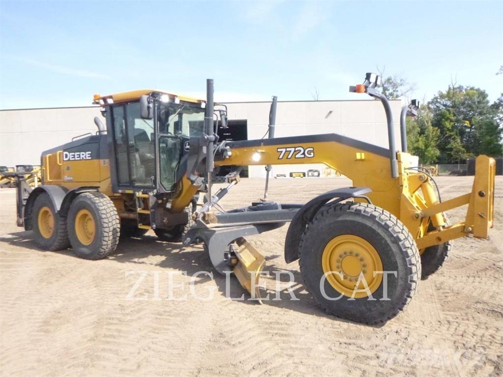John Deere & CO. 772G Gréderek