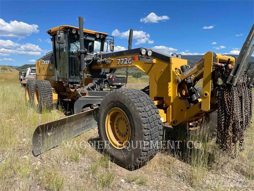 John Deere & CO. 772G AWD Gréderek