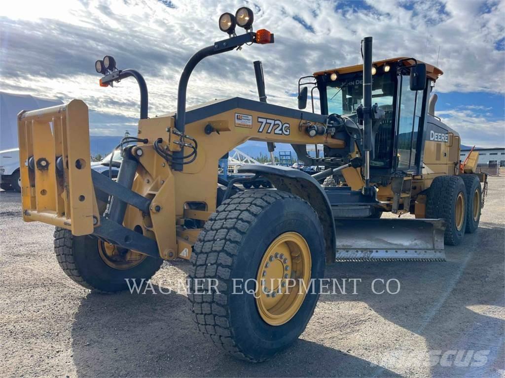 John Deere & CO. 772G AWD Gréderek