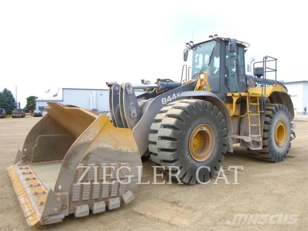 John Deere & CO. 844K III Gumikerekes homlokrakodók