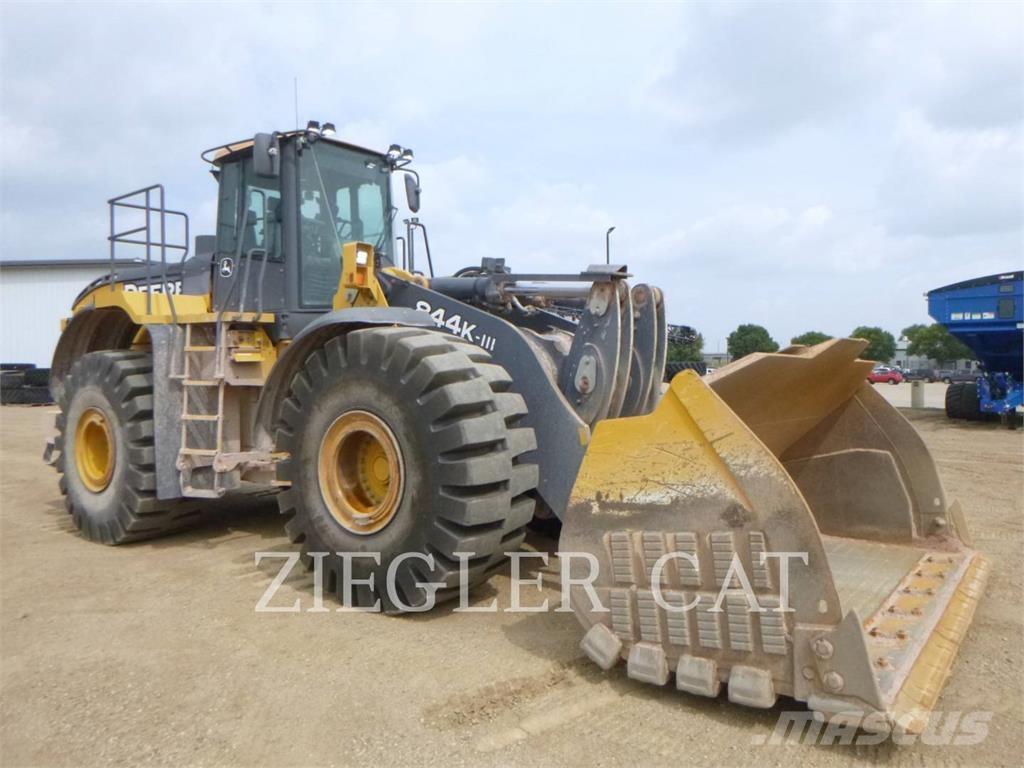 John Deere & CO. 844K III Gumikerekes homlokrakodók