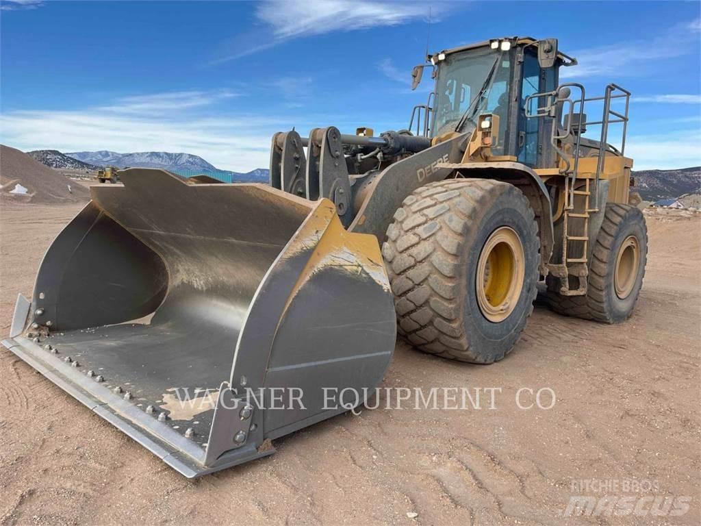John Deere & CO. 844L Gumikerekes homlokrakodók