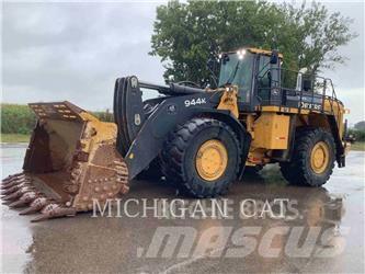 John Deere & CO. 944K Gumikerekes homlokrakodók