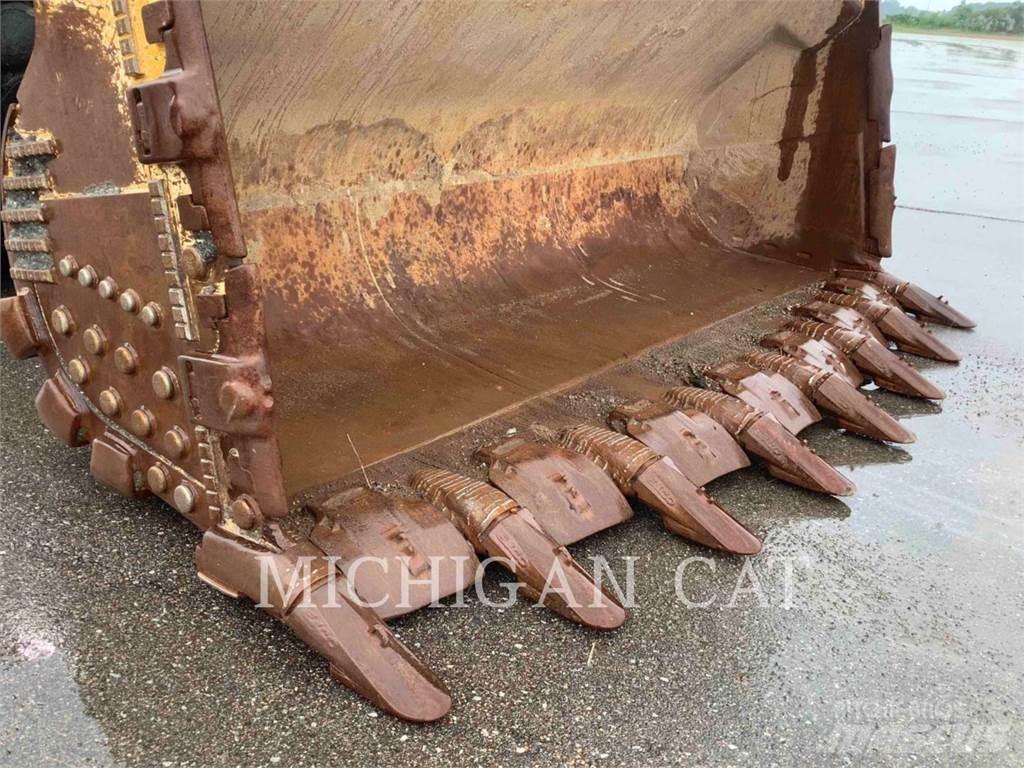 John Deere & CO. 944K Gumikerekes homlokrakodók