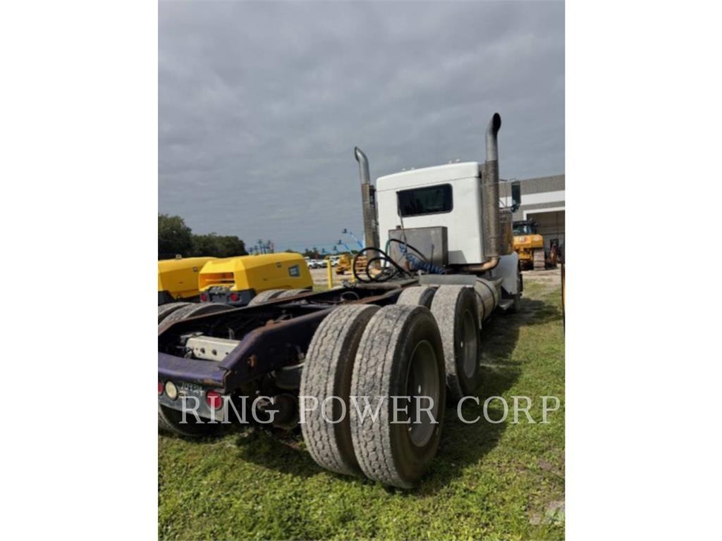 Kenworth W900S Egyéb