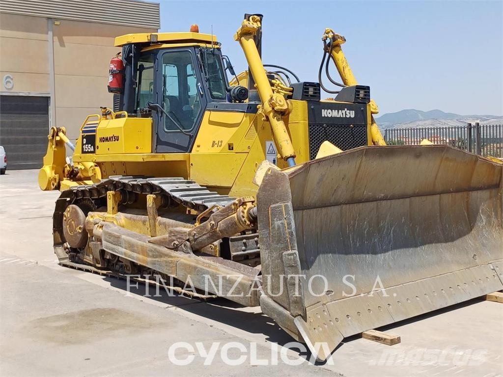 Komatsu D155 lánctalpas dózerek