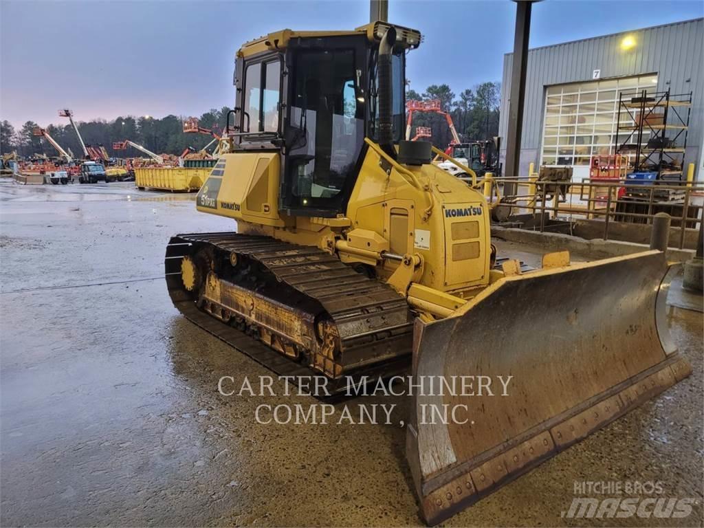 Komatsu D51 PXI lánctalpas dózerek