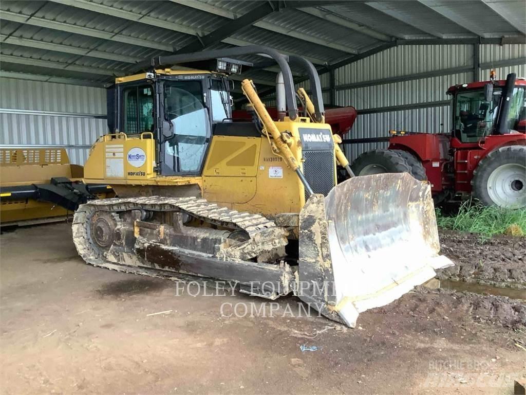 Komatsu D65EX17 lánctalpas dózerek