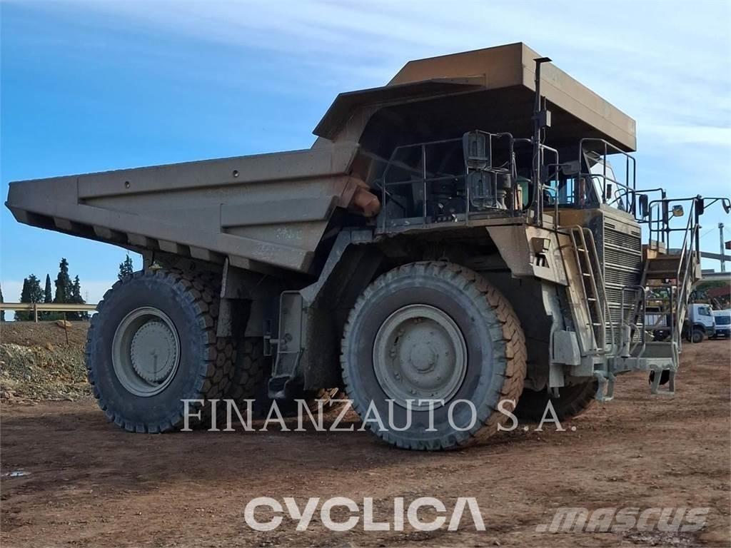 Komatsu HD785-7 Csuklósdömperek