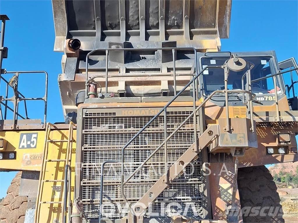 Komatsu HD785-7 Csuklósdömperek