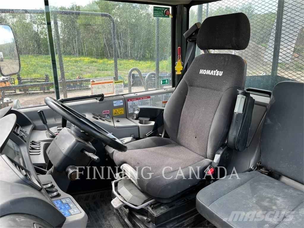 Komatsu HM300-3 Csuklósdömperek