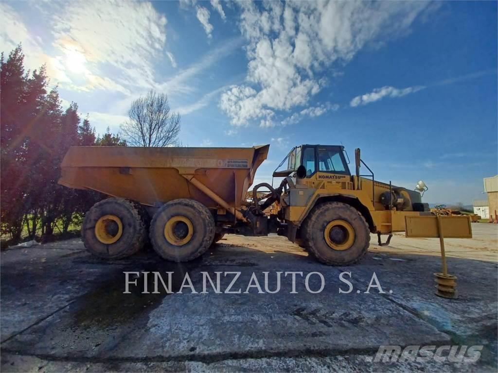 Komatsu HM400-2 Csuklósdömperek