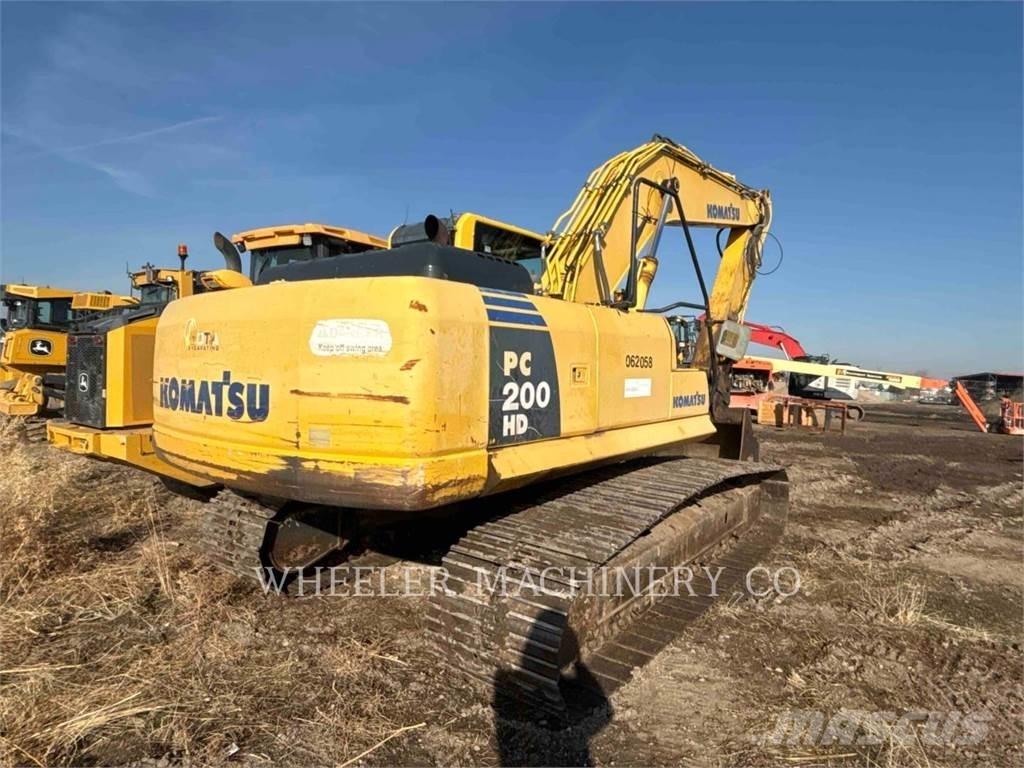 Komatsu PC200-8 Lánctalpas kotrók