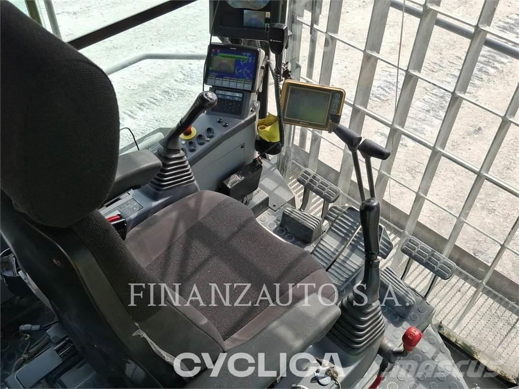 Komatsu PC2000-11 Lánctalpas kotrók