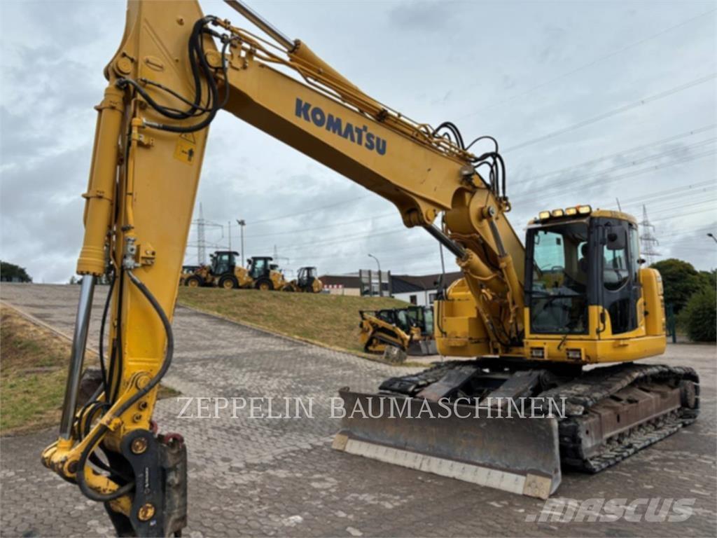 Komatsu PC228 Lánctalpas kotrók
