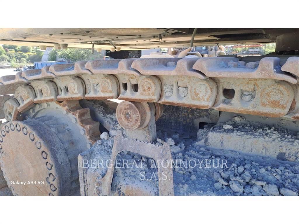 Komatsu PC700LC Lánctalpas kotrók