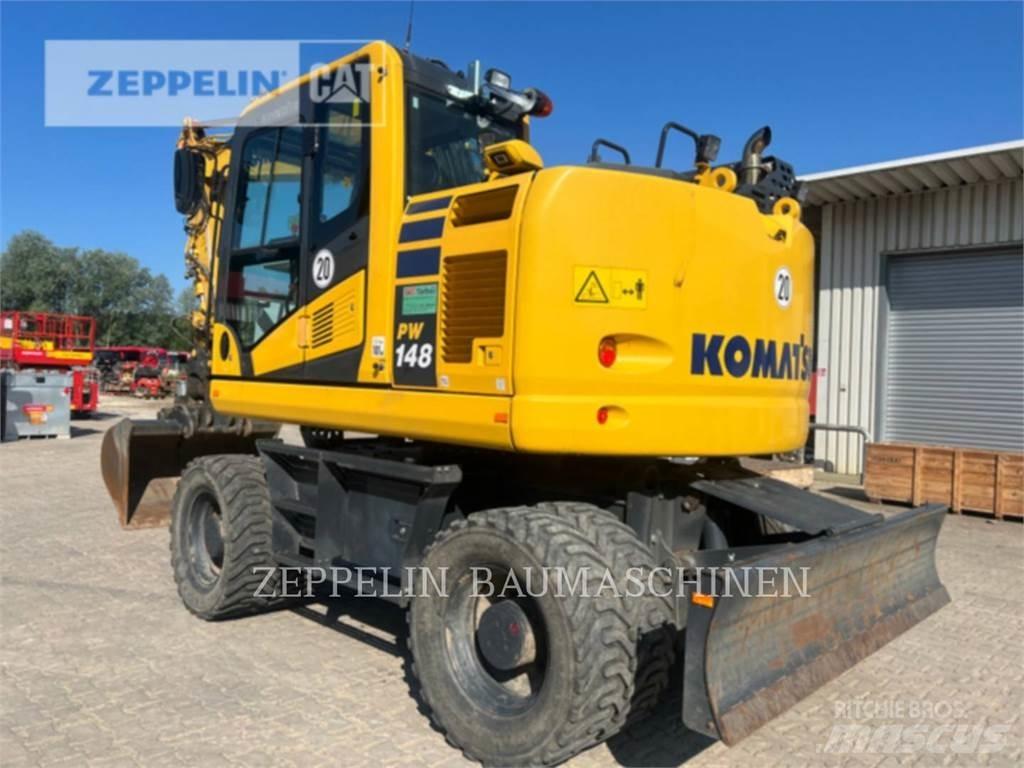 Komatsu PW148-11 Gumikerekes kotrók