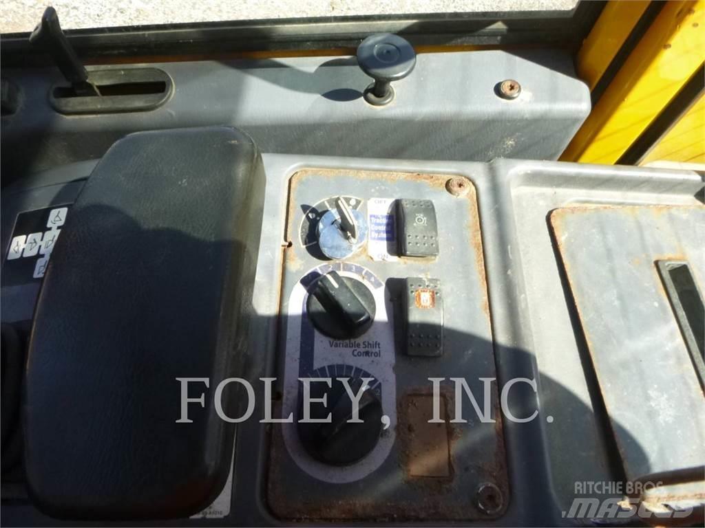 Komatsu WA250-5 Gumikerekes homlokrakodók