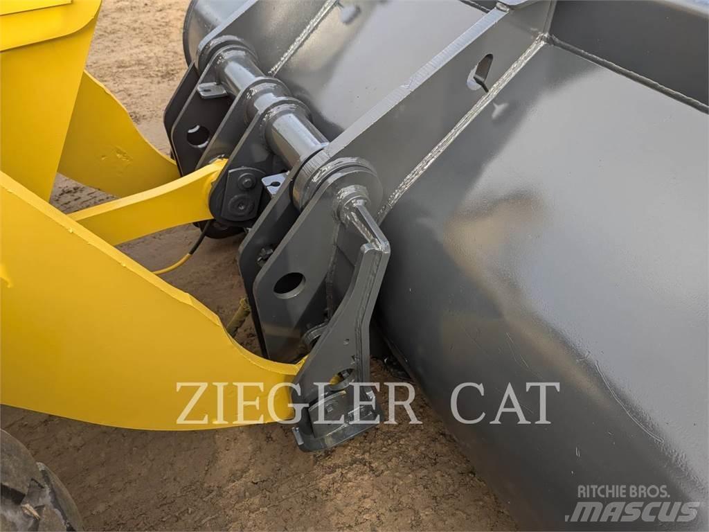 Komatsu WA250-5L Gumikerekes homlokrakodók