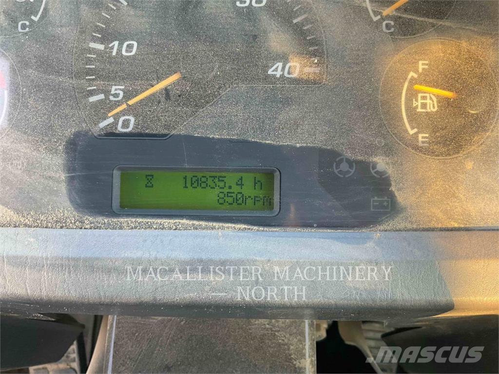 Komatsu WA430-6 Gumikerekes homlokrakodók