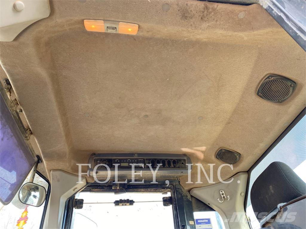 Komatsu WA470-8 Gumikerekes homlokrakodók