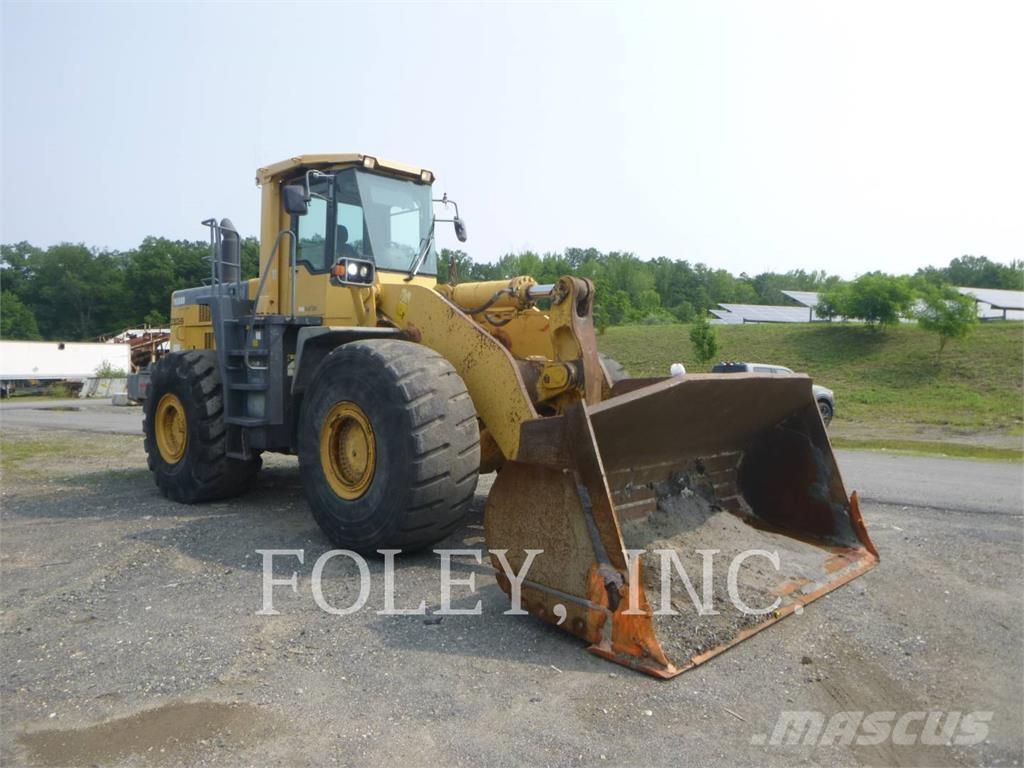 Komatsu WA500-3 Gumikerekes homlokrakodók