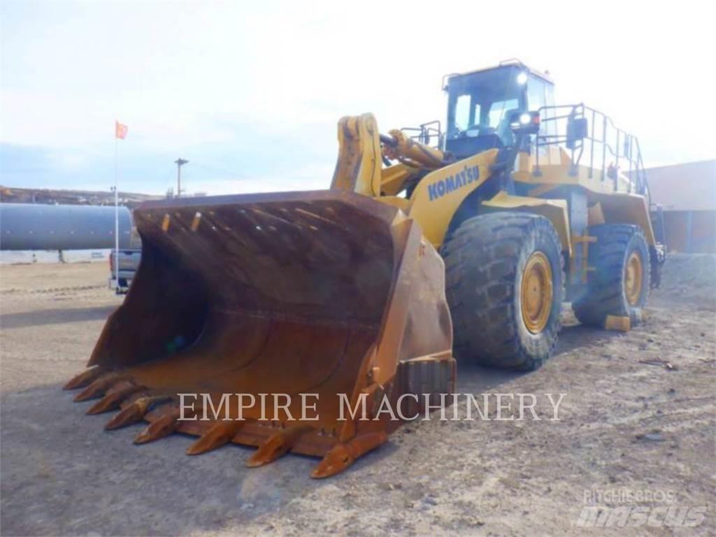 Komatsu WA600-8 Gumikerekes homlokrakodók