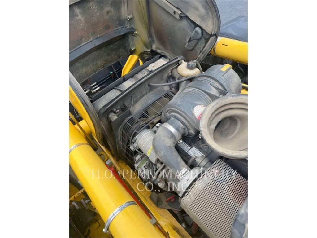 Komatsu WB150 Kotrórakodók