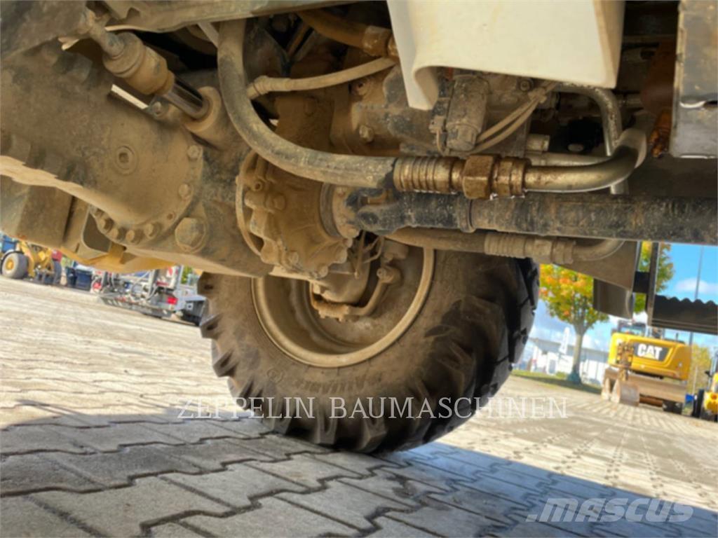 Kramer 5065 Gumikerekes homlokrakodók