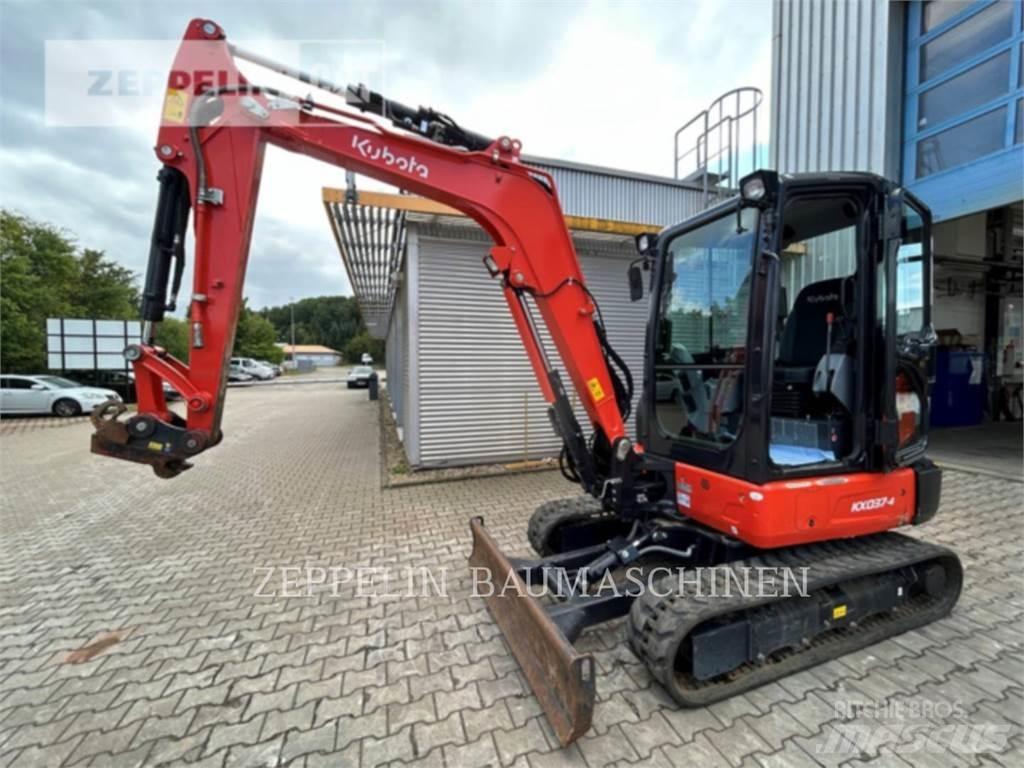 Kubota KX037-4 Lánctalpas kotrók