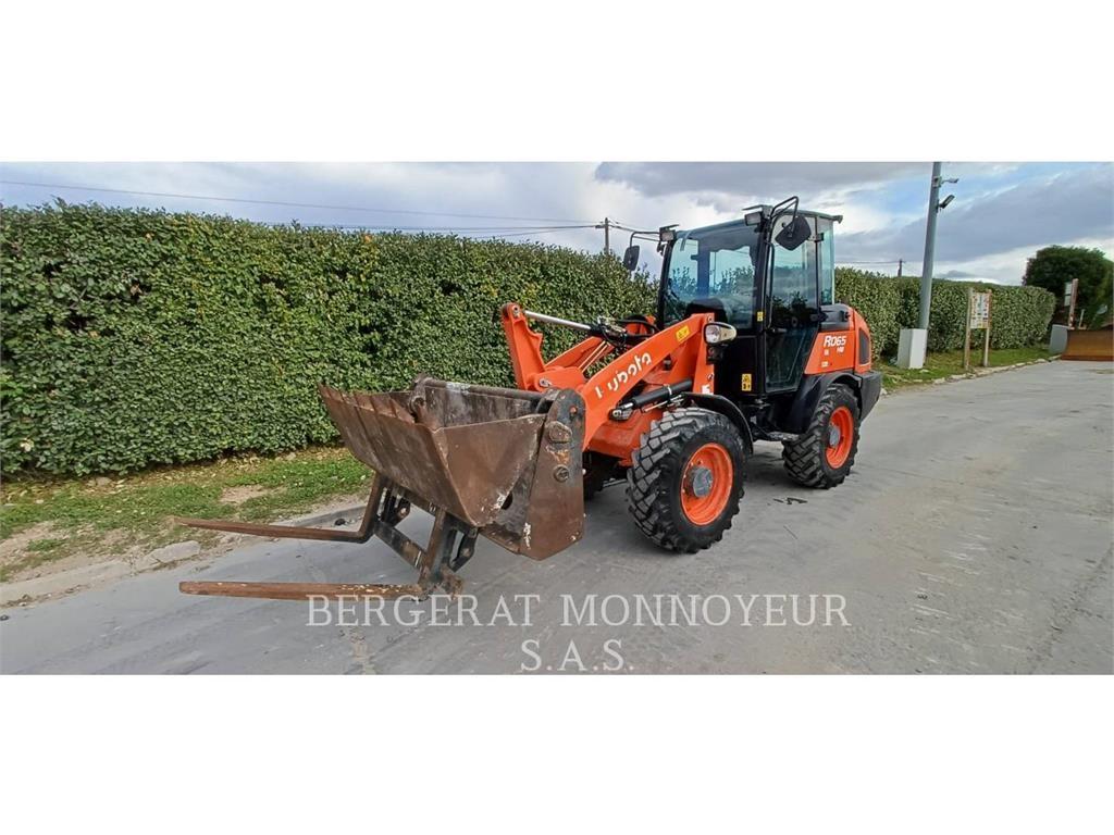 Kubota R065 Gumikerekes homlokrakodók