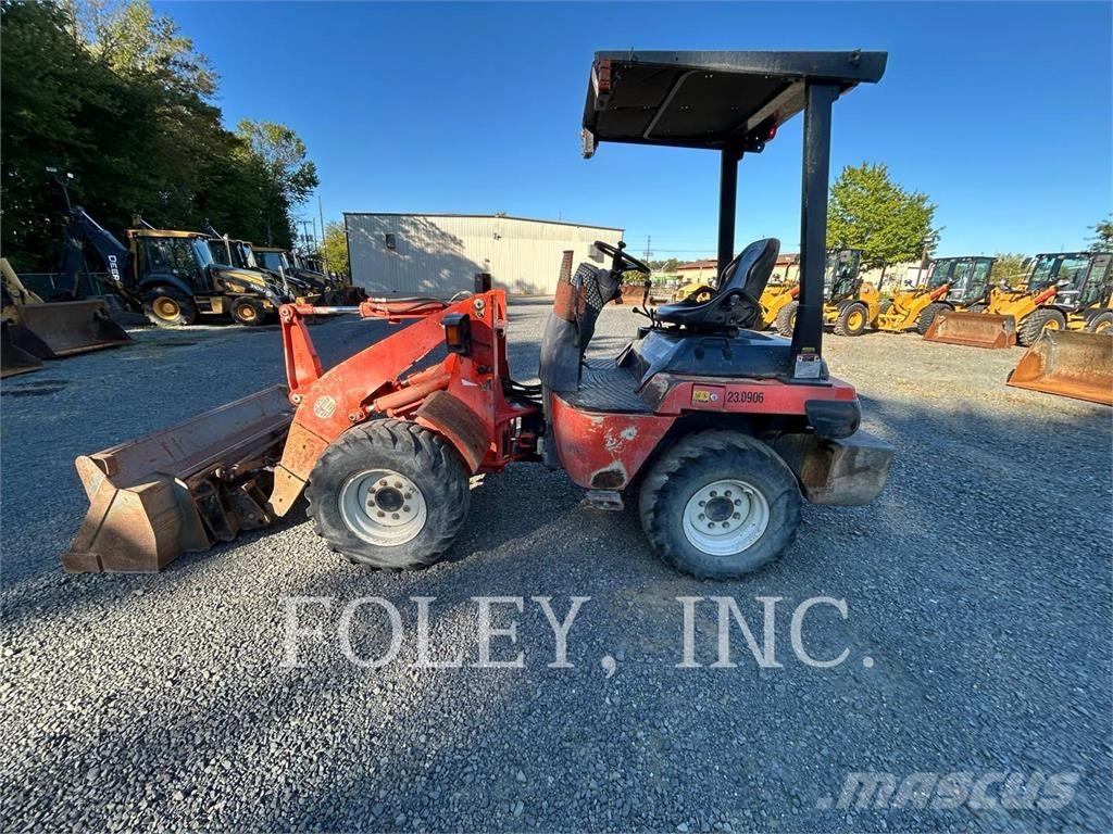 Kubota R420ST Gumikerekes homlokrakodók