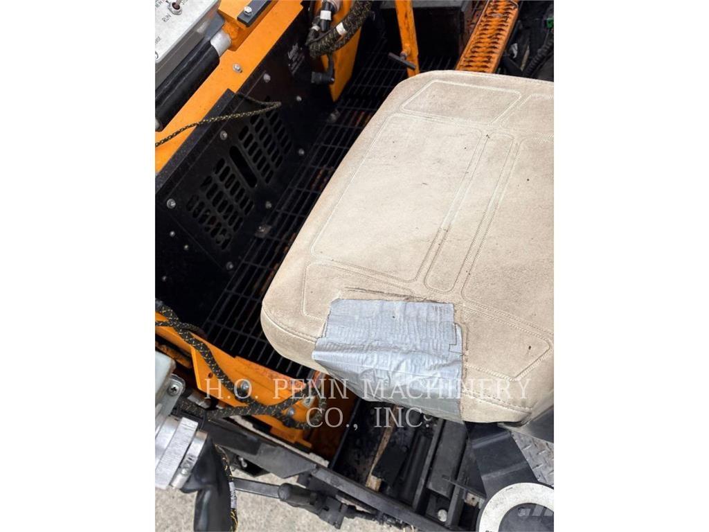 LeeBoy 8520 Aszfalt terítõ gépek