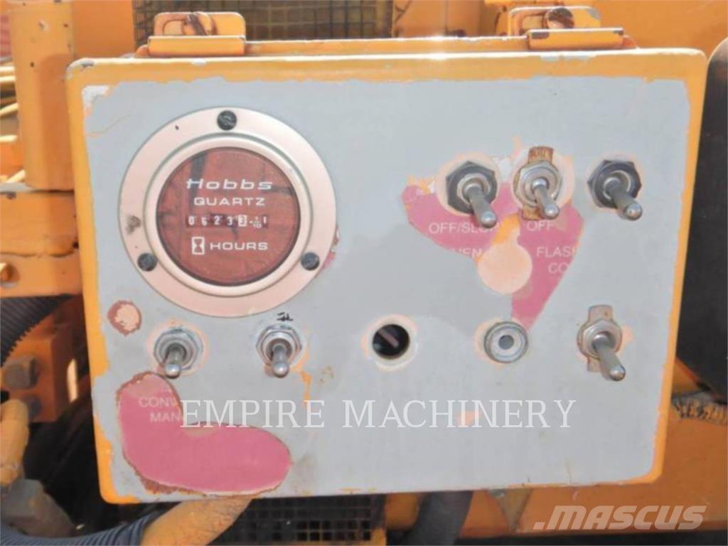 LeeBoy L8500T Aszfalt terítõ gépek