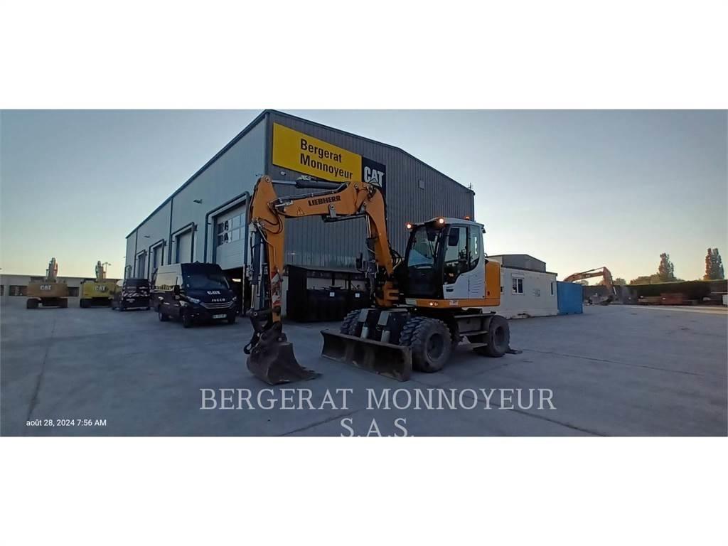 Liebherr A912 Gumikerekes kotrók